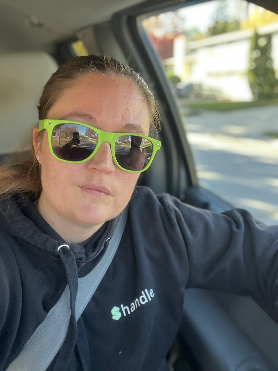 ada_bookworm's tweet image. Could I be any more Cardano-chic rn? Like, is it *even* possible?