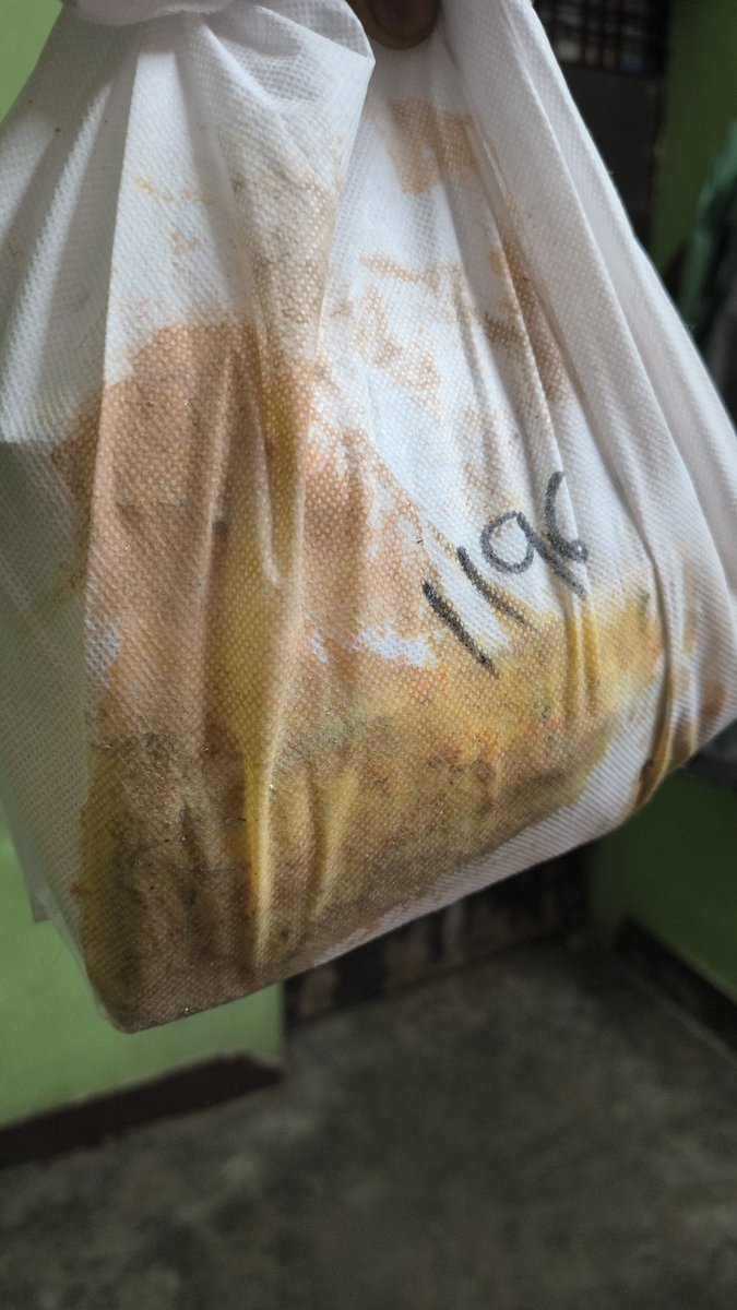 Received my order like this standard... Order ID  7455071196 <a href="/zomatocare/">Zomato Care</a> <a href="/zomato/">zomato</a>