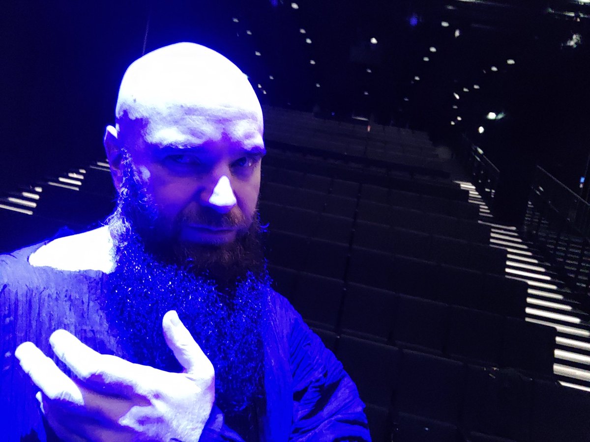 Glad Svenska Dagen från slutsålda Tusby! Alidoro förbereder sig för att hjälpa Askungen och prinsen finna varandra ❤️