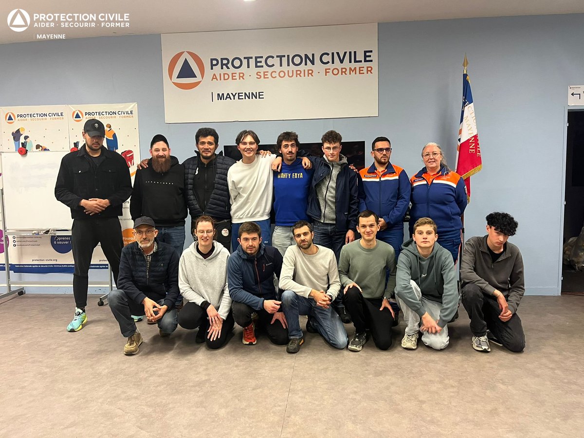 Protection Civile 53 tweet media