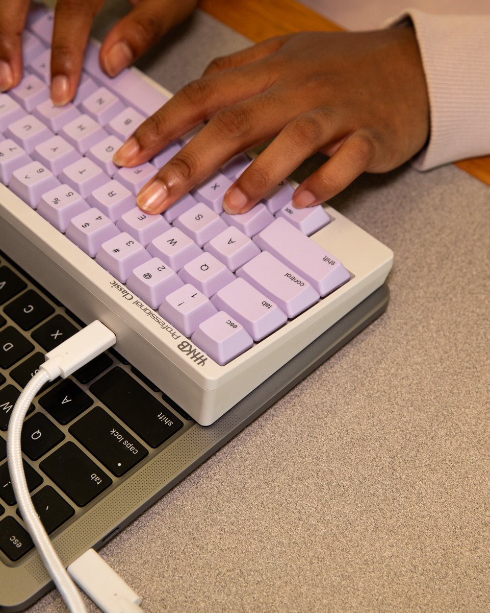 HHKB_US's tweet image. 👩‍💻✨ Happy National Ladies Learning Code Day! ✨👩‍💻

Let's keep empowering women and girls to learn, lead, and code the future.

#LadiesLearningCode #WomenInTech #HHKB