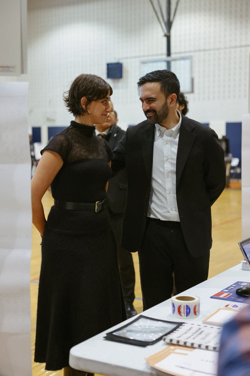 Sorry! He can't b shia.