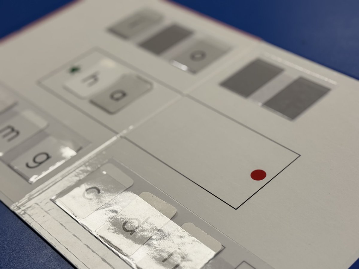 DrSDHoward's tweet image. Kindergarten at ⁦@DeZavalaEagles⁩ in Mrs. Vallarta’s class. They even “kissed their little brains” when the whole class mastered their vowel sounds! #StudentExperience in ⁦@Midland_ISD⁩