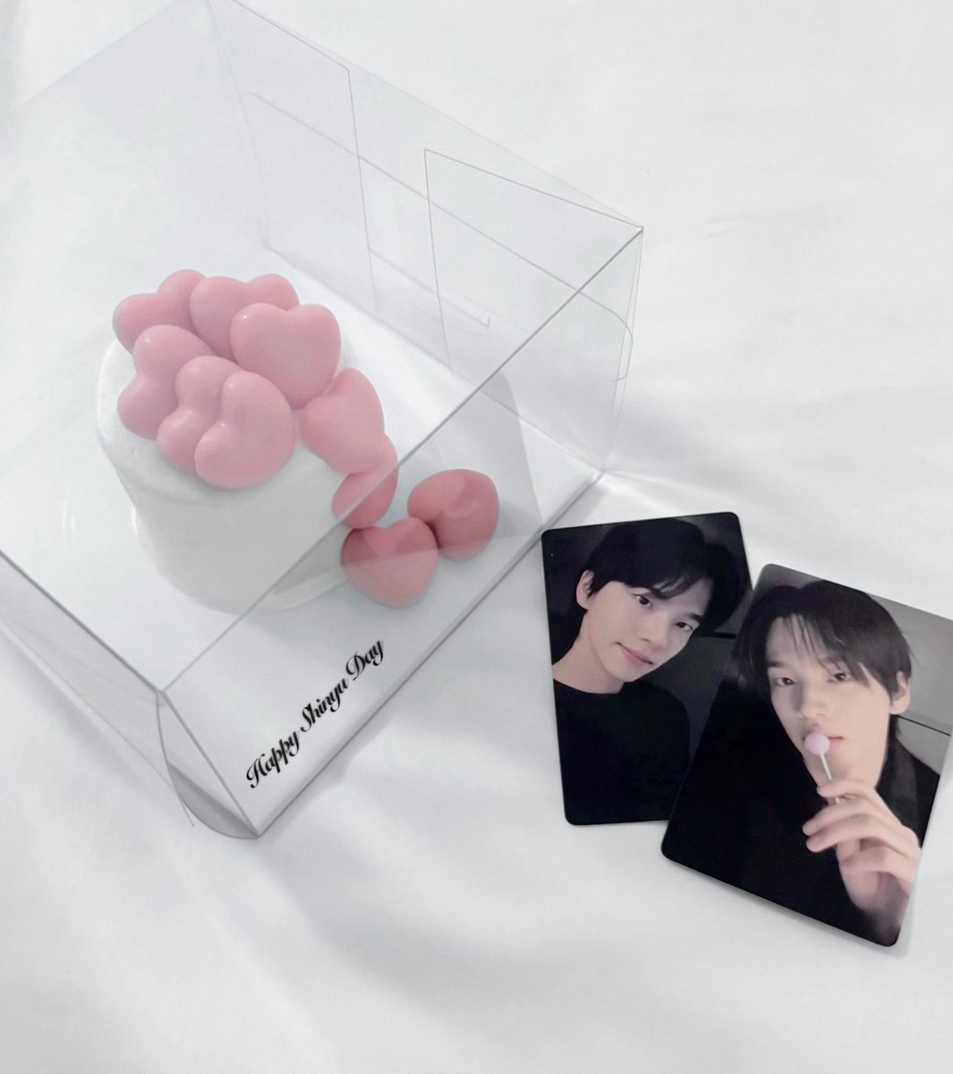 :¨ ·.· ¨:⠀
 `· .  𝑯𝒂𝒑𝒑𝒚 𝑺𝒉𝒊𝒏𝒚𝒖 𝑫𝒂𝒚 
        세상에서 제일 멋있는 리더 생일 축하해요♡

#신유생일축하할시간은있고
#HAPPY_SHINYU_DAY