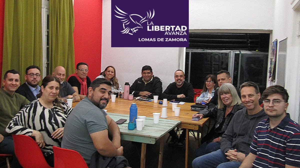 Nos reunimos para celebrar el triunfo de octubre y seguir organizándonos de cara a lo que viene.
Seguimos consolidando un espacio que no se detiene, que crece y que ya demostró estar más vivo que nunca.