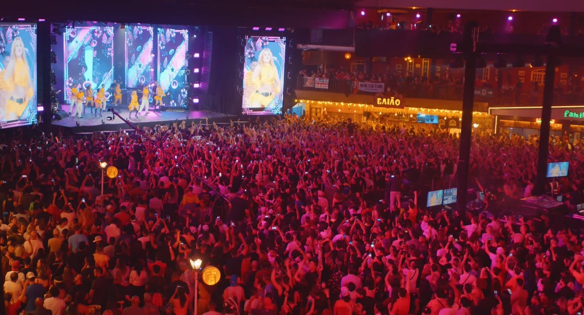 fabriciobritto_'s tweet image. "E vou seguir minha carreira solo"