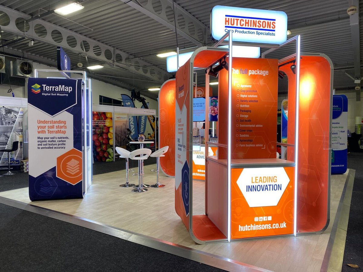 EventsWithJBE's tweet photo. We loved being back at Kent Showground this week, working at the @Nationalfruit show, delivering a new stand for @HutchinsonsAgUK.

Backlit feature graphics, bespoke light boxes, neon effect light strips &amp; striking curved pods really elevated the stand.

#NationalFruitShow https://t.co/enMC9lpONK