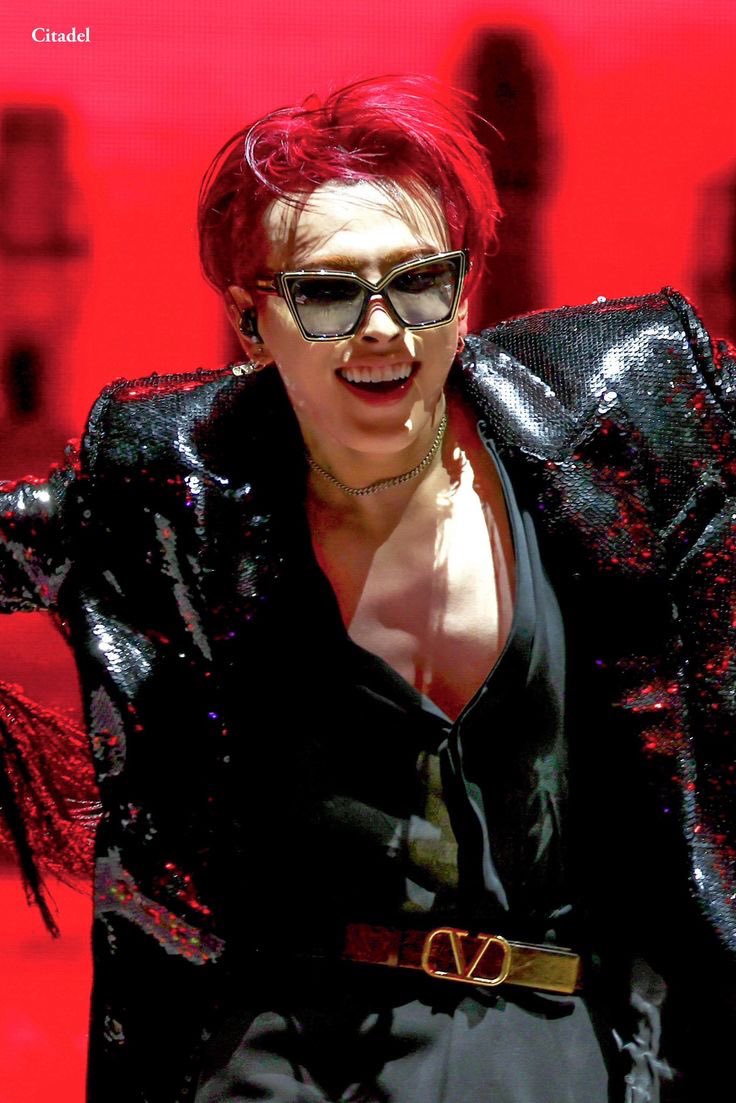 The man of countless talents, your shining still lights up our days with all the colors
Inspiring captain, again and again I wish you to be happy, healthy, love and be loved

HAPPY SUPERSTAR HONGJOONG DAY
#NO1ShinesLikeHongjoong
#영원한_넘버원캡틴쭝_생일 <a href="/ATEEZofficial/">ATEEZ(에이티즈)</a>