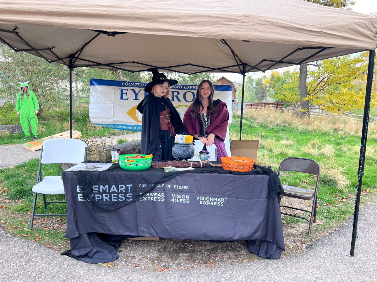 the_eye_pros's tweet image. 🎃 TBT to Zoo Boo at @ZooIdaho!

We loved teaming up with Eyemart Express to hand out candy and check out all the amazing costumes. Thanks for another great year! 👀✨

#PocatelloIdaho #ZooIdaho #EyePros #CommunityFun #TBT
