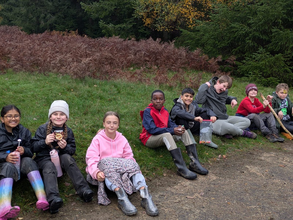 Riversideps1's tweet photo. A tree-mendous time on Forest Walk 🌳 #Pioneer2025 https://t.co/Qvic5ZOKm2