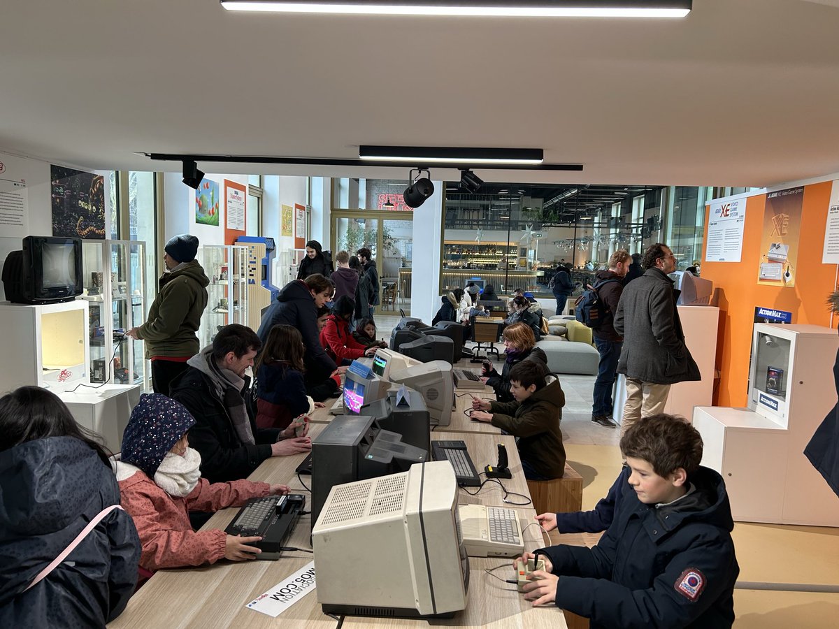 assomo5's tweet image. Comme annoncé Jeudi dernier, notre Association MO5 ouvre le Musée du Jeu Vidéo aux portes de Paris courant décembre 2025 ! 
Ce musée couvrira l’histoire des jeux vidéo et bien plus. Pour en savoir davantage, on vous invite à lire notre communiqué de presse en capture⬇️
Lien Kit…