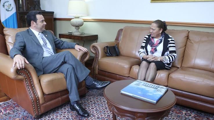 Ricigt1's tweet image. 💥 Ya van casi 3 meses desde que un juzgado ordenó al MP de #ConsueloPorras investigar el rol de Jimmy Morales en la tragedia del Hogar Seguro... y hasta hoy: silencio absoluto. 😡
No olvidemos que fue Morales quien impuso a Porras como fiscal general.
🔥 La impunidad protege a…