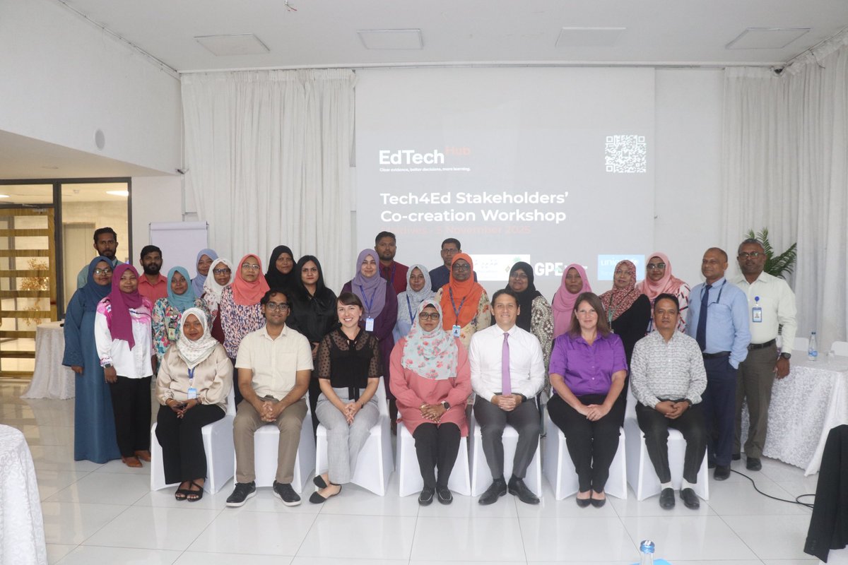 UNICEFMaldives's tweet photo. 📸 The Tech4Ed Stakeholders' Co-creation Workshop, which convened key partners to chart the next steps of the initiative, aiming to strengthen digital learning &amp; educational transformation in 🇲🇻.

Together, we’re building inclusive &amp; quality systems that leave no child behind. https://t.co/CgOXOagPai
