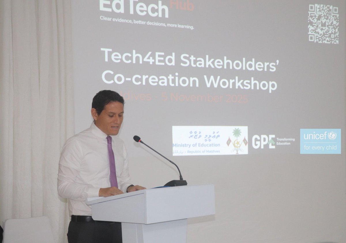 UNICEFMaldives's tweet photo. “Through our TechPath initiative, we have supported @MoEdumv in the integration of hybrid pedagogy, in building a scalable, tech-enabled ecosystem &amp; the acceleration of digital learning aligned with Maldives 2.0” – UNICEF Dep Rep @isyfaingold 

#ForEveryChild https://t.co/jFsQ4lqe2M