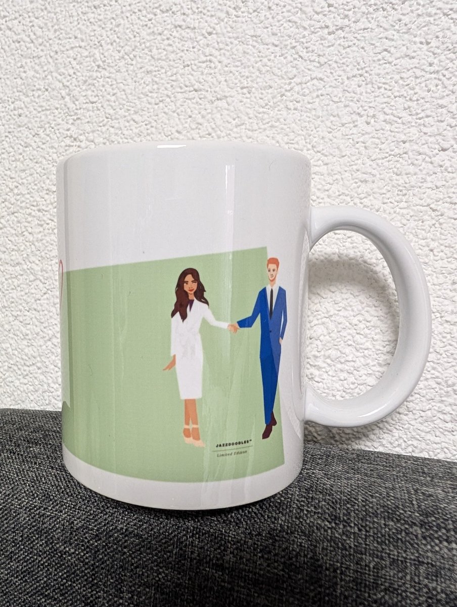 Sue__Suede's tweet image. Throwback Thursday #Royalwedding #HarryandMeghan