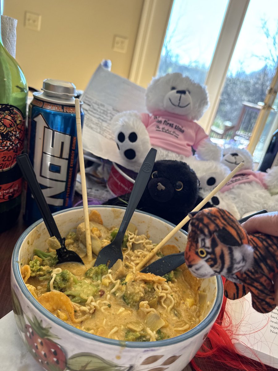 99mars's tweet photo. “GOAT Soup”. Mixing Business with Pleasure. ⁦@elonmusk⁩ ⁦@BoredElonMusk⁩ 11/6:25 10:21 AM Brunch.🍕🌅😝 https://t.co/EQAaf0k3Ta