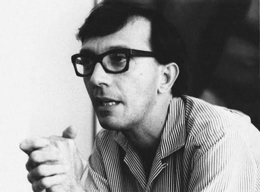 Siamo  profondamente addolorati della scomparsa di Manuel Pérez,figura fondamentale del cinema🇨🇺 fondatore dell'ICAIC e vincitore delPremioNazionale diCinema.DaEl hombre deMaisinicú fino aPáginas del diario deMauricio,il suo cinema impegnato e umano ha segnato intere generazioni