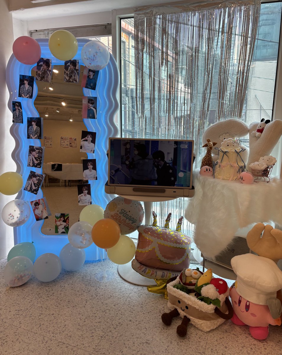 lovable_tws's tweet photo. it was such a blessing for me to be able  celebrate Yu’s birthday in Seoul 🥰
#만두유의_행복레시피
#create_YU_recipe https://t.co/Fhb0mUumpR