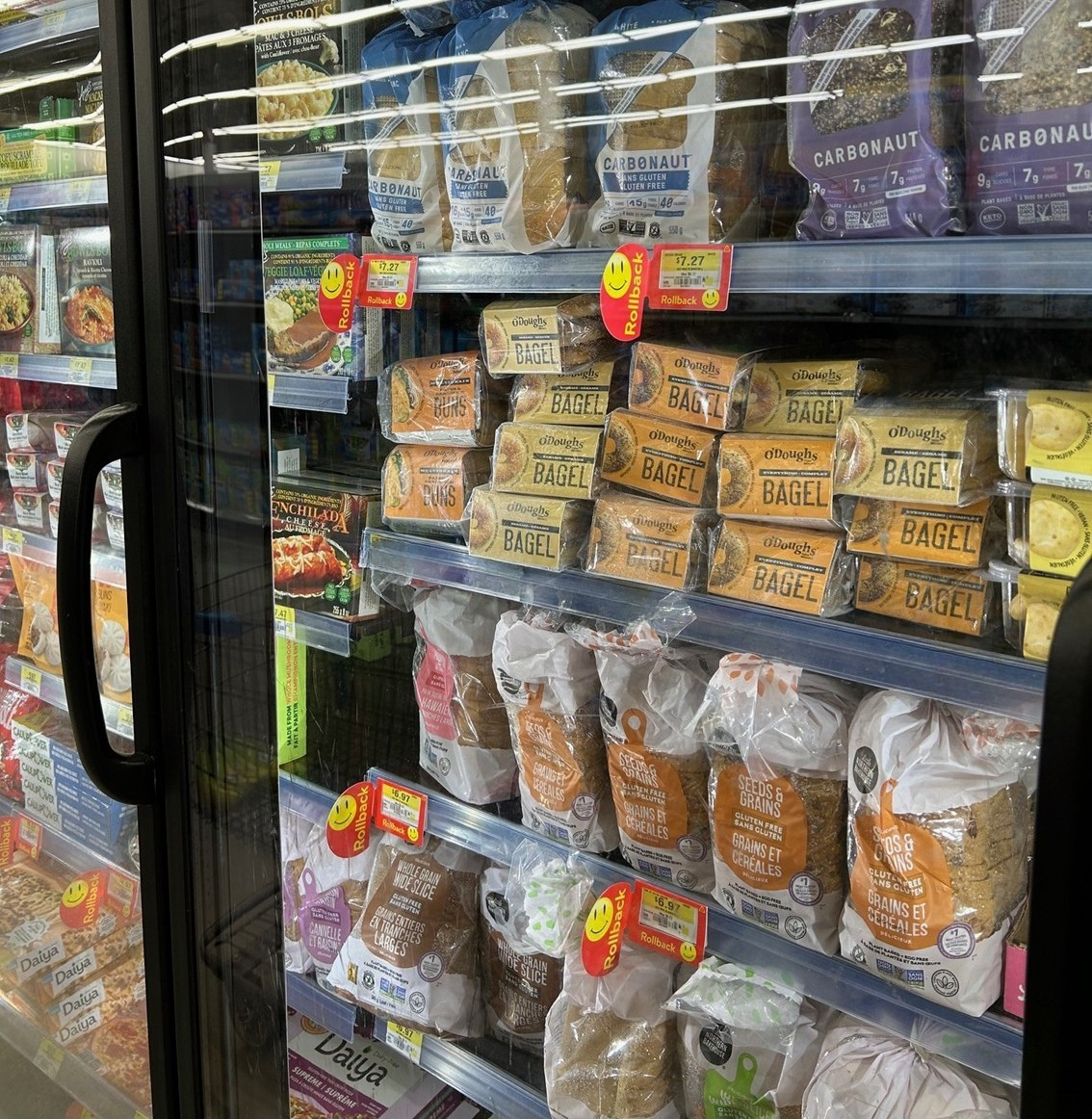 danaindustries's tweet image. Did you know? Our shelf talkers are not just eye-catching and durable—they&apos;re also freezer safe! That means they can withstand cold temperatures without losing their vibrant colours and won’t crack in the cold. 
#ShelfTalkers #ShelfSignage #VisualMerchandising #DanaIndustries