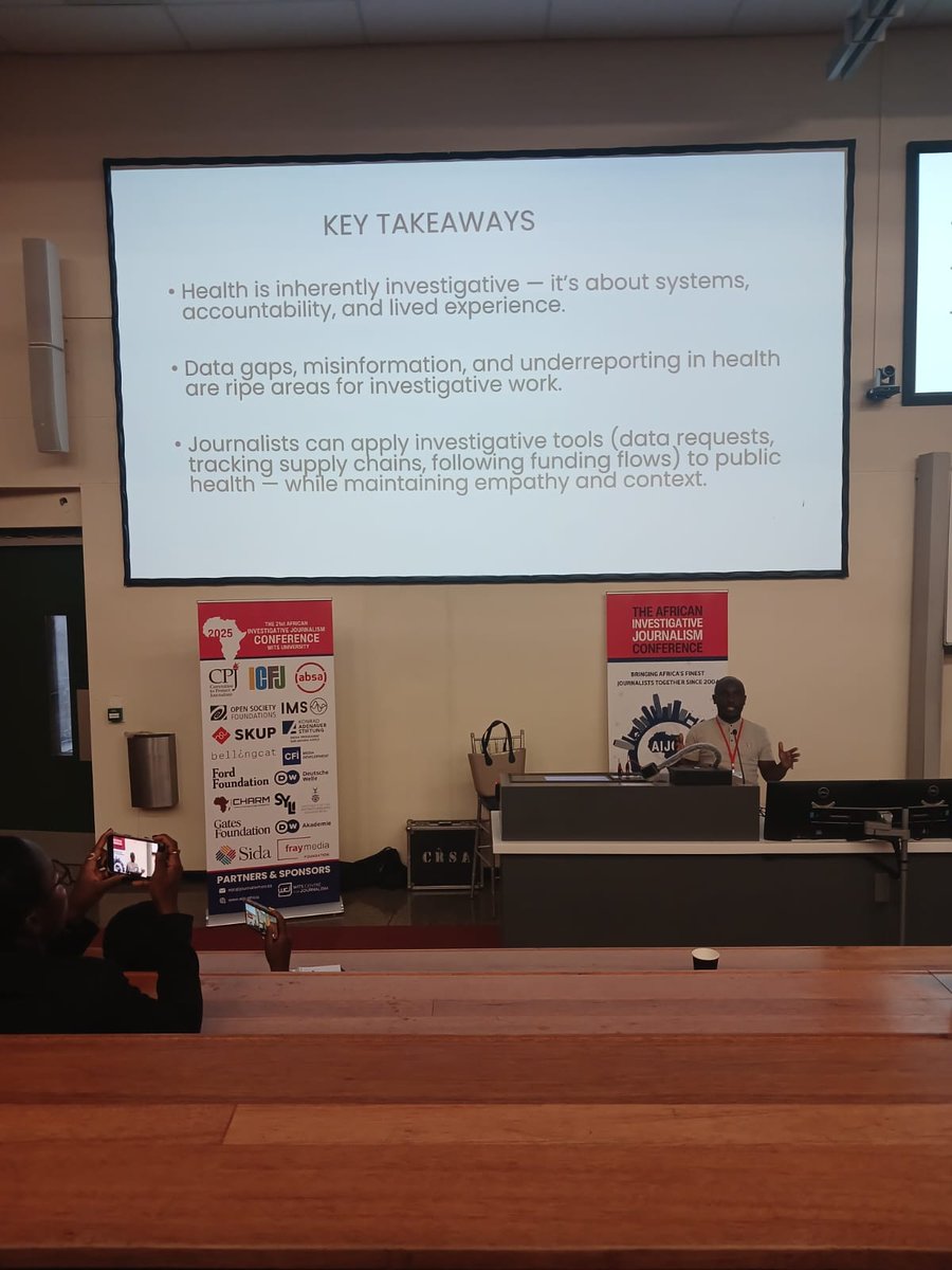 WJS_Nyangulu's tweet photo. Presented at the #AIJC this morning. Our talk was titled l, "When Science Meets Story: Lessons from a Collaborative Project to Tackle Antimicrobial Resistance in Malawi". This was followed by a radio interview with Voice of Wits University radio. #grateful https://t.co/bUL0Qv2Ft1