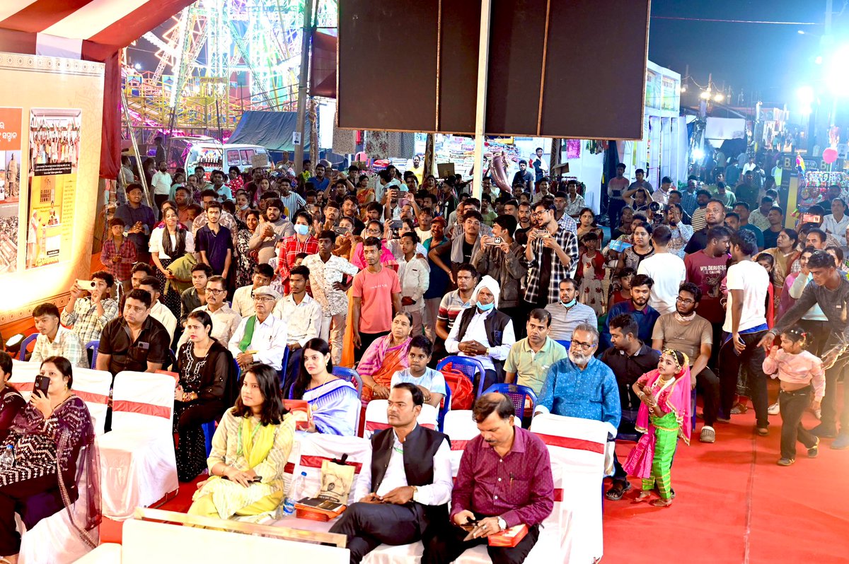 The inaugural day witnessed a huge crowd, where visitors learnt about Central Government welfare schemes and flagship programmes through various cultural performances &amp; activities.
