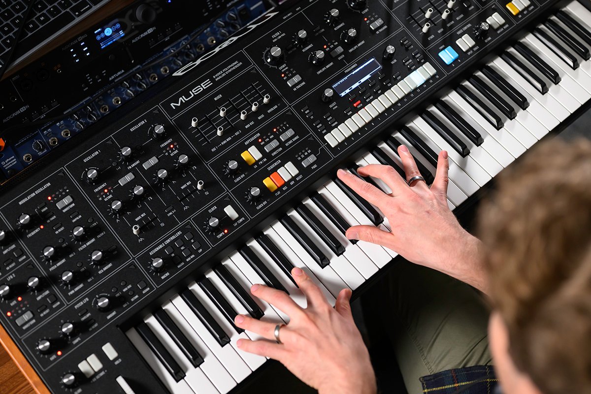 🎶 Rick Carl ’19, ’20 (MS) is the designer behind Moog’s acclaimed Labyrinth &amp; Muse synths—now part of a <a href="/ur_engineering/">Hajim School of Engineering & Applied Sciences</a> state-of-the-art lab

From student to innovator, he’s inspiring the next wave of musicians and engineers 

#URochesterAlumni | uofr.us/3JG8pII