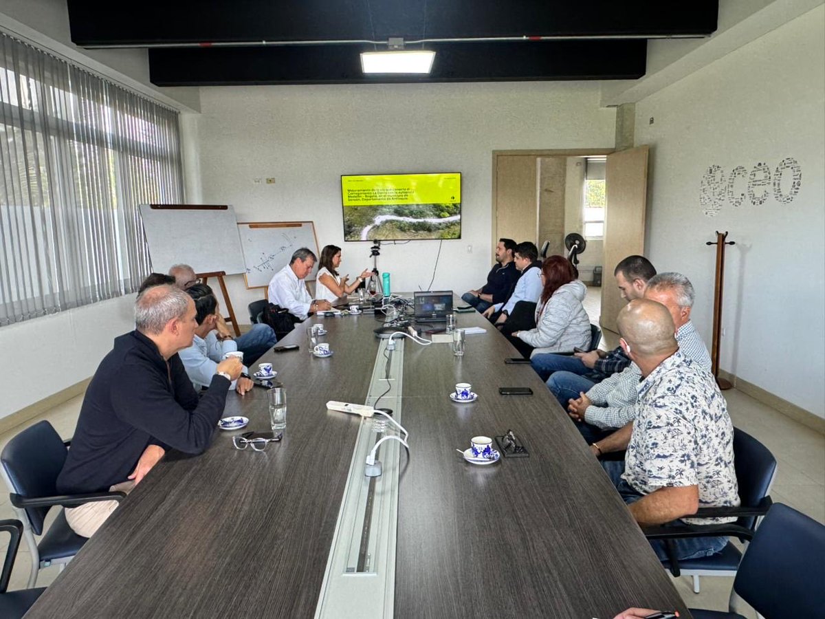 Nos reunimos con empresas del territorio y la Alcaldía de Sonsón para seguir fortaleciendo la articulación en proyectos conjuntos que promuevan el bienestar, impulsen la competitividad y contribuyan a mejorar la calidad de vida en el municipio.
