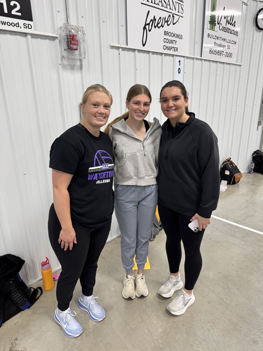 Kelly McCarty tweet media