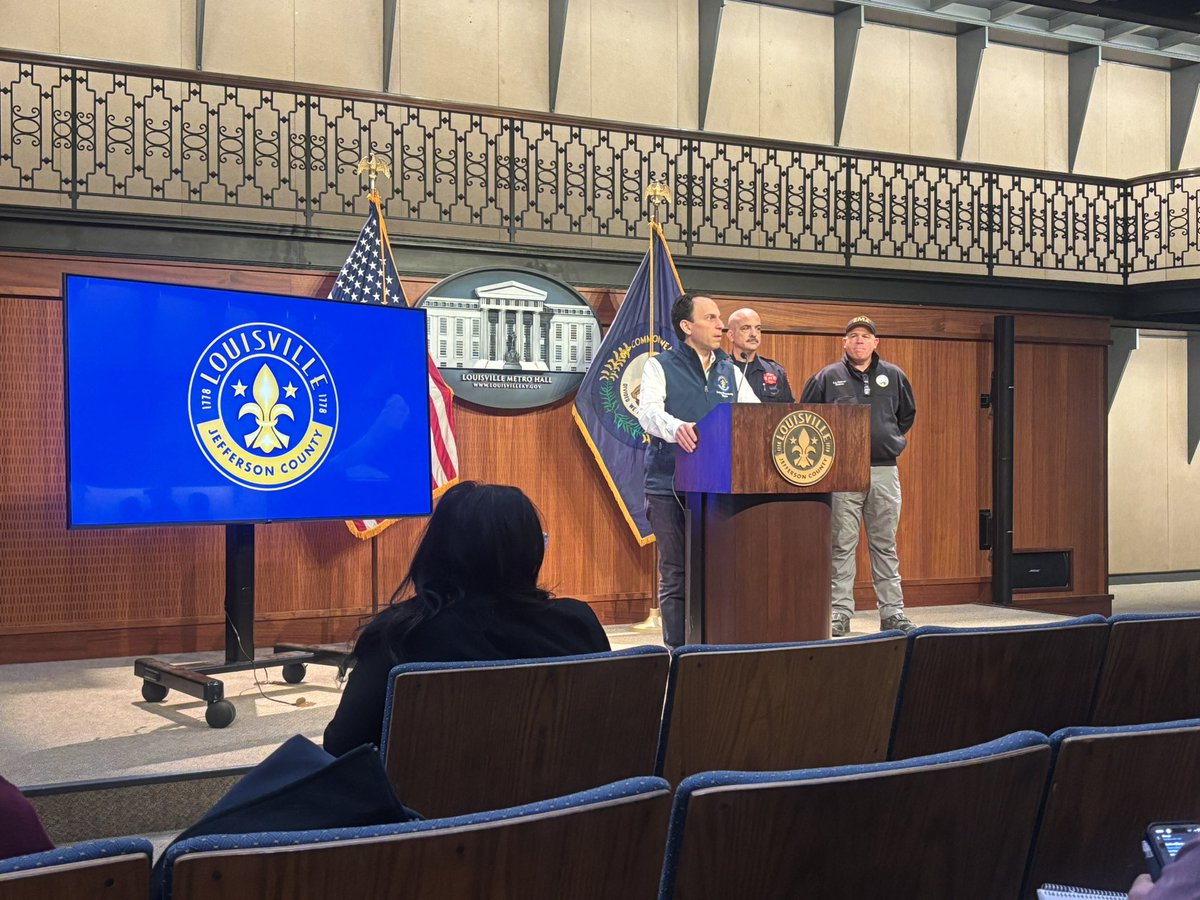 #NOW: 36 hours after the deadly UPS plane crash in Louisville, here’s what we know:

• Death toll =12
• 9 still missing, 6 people located
• Recovery efforts, crash investigation continues
• Area businesses can be escorted to survey property
•Another airport runway reopened