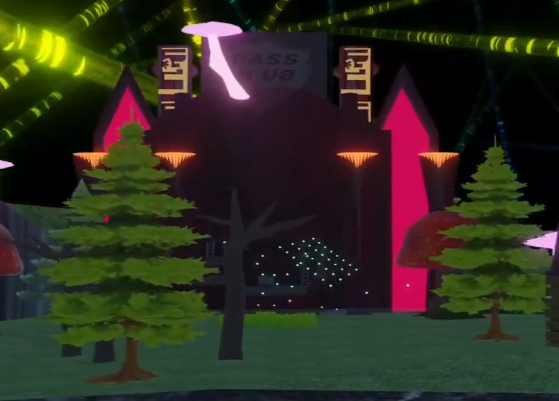 Thirty Fangs tweet media