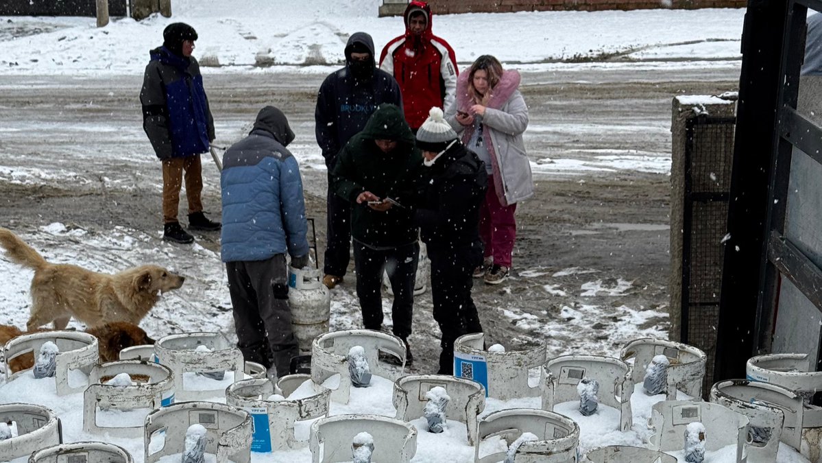 PLAN CALOR GAS: ESTE AÑO SE ENTREGARON CASI 60 MIL GARRAFAS📣

👉El operativo se desarrolló durante cinco meses y representó una inversión de $2.000 millones💰

🚛Durante este período, se entregaron 59.520 garrafas, asegurando el acceso a la energía para casi 8.000 familias.