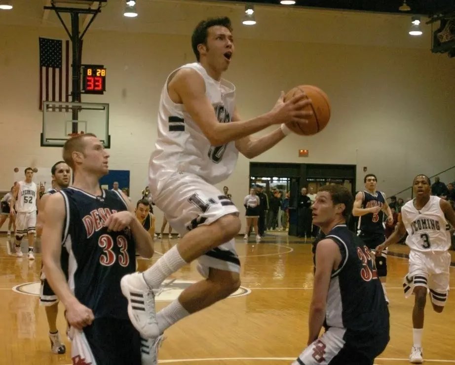 CM Hoops tweet media