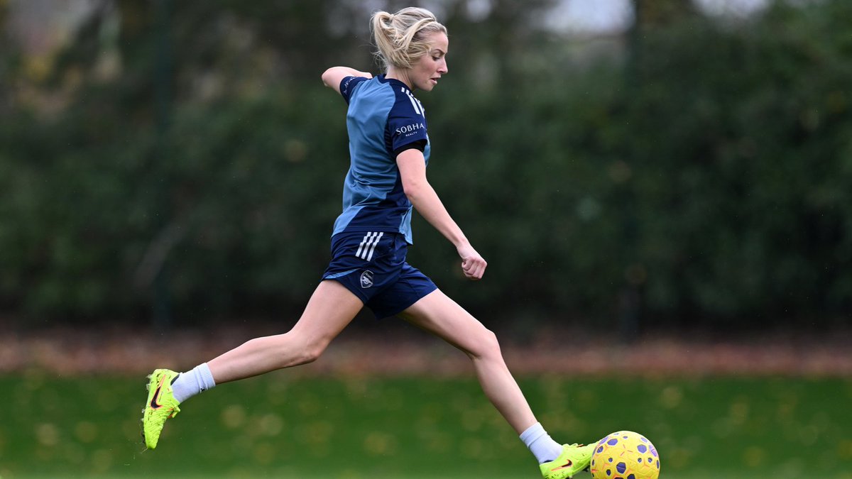 ArsenalWFC's tweet image. Back on the grass 💪

Stepping up the recovery, @leahcwilliamson ❤️
