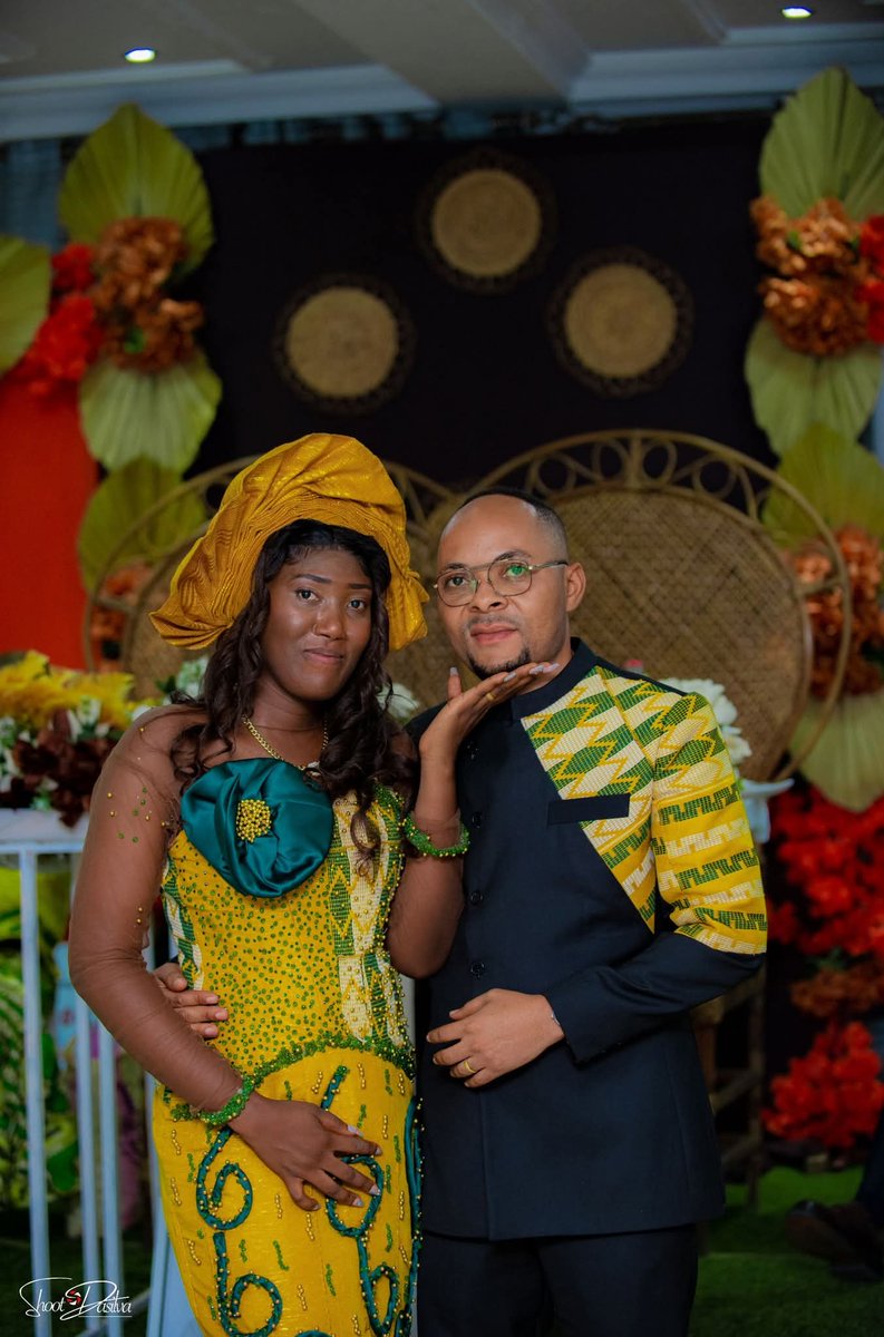 DasylvaNgandu's tweet photo. MARIAGE COUTUMIER
Mr Sam & Mm Alpho
Da Silva agency 🇨🇩
☎️+243 973 309 310
Nous sommes plus proche de chez vous!
@à la une
#FMMDI
#Kinshasa
#CONGOLAISTELEMA https://t.co/yfrvzOcwBS