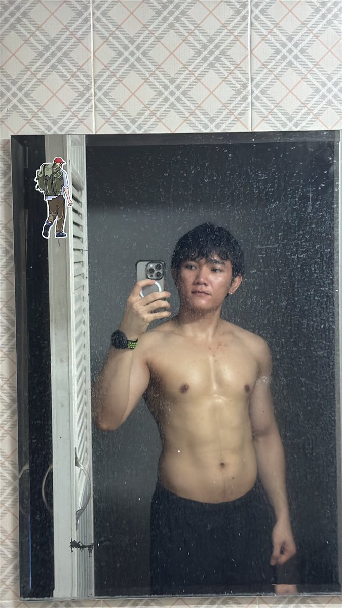 Mostpst's tweet image. ละหน้าอย่างเหี้ย เอาหุ่นแบกได้ยัง555