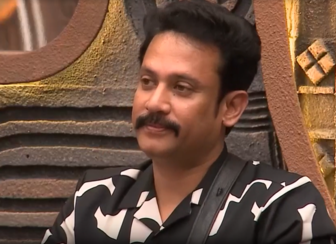 JounuSaba4444's tweet photo. BB's fav captain #Deepak ! BB always says such nice words to Deepak!! #Deepakarmy happy annachi!!
#biggbosstamil9
