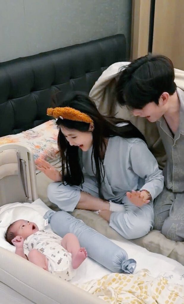 𝑮endhis 𝑵.𝑫. 𝑺inclair. tweet media