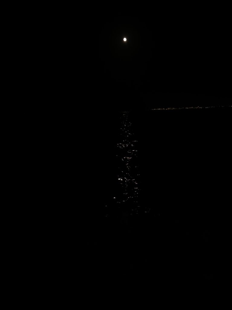 المنظر رهيب بس انا شايب ماعرف اصور