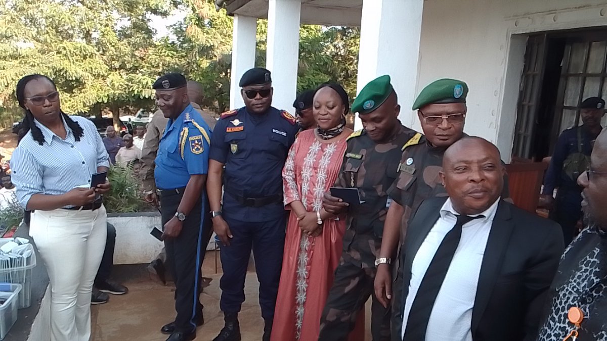 MakiBarack2's tweet photo. Beni/Remise officielle ce jeudi 05 Novembre 2025  de plus de 300 passeports du premier lot issu de la capture effectué au centre provisoirement installé à Beni https://t.co/IjJRbt2HlC