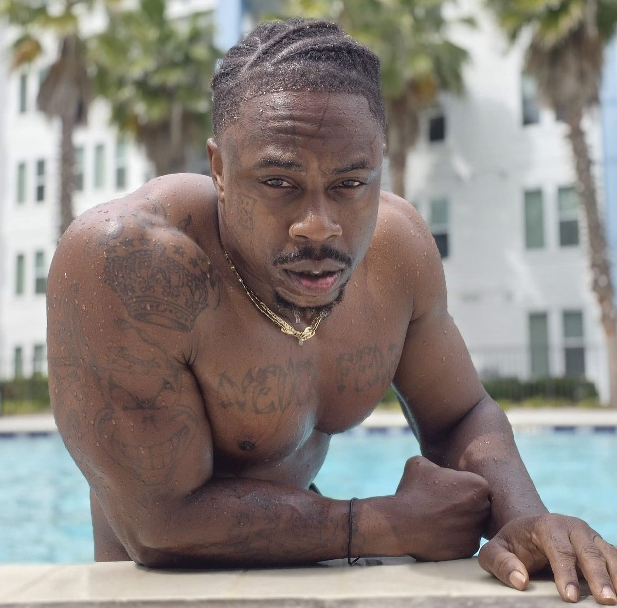 Lüther Bandross tweet media