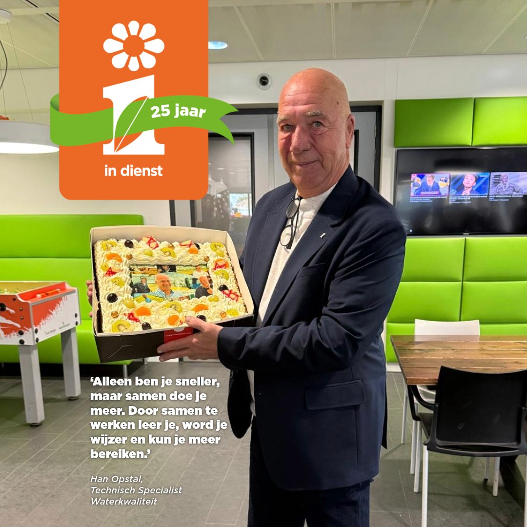 🎉 Jubileum in beeld: Han Opstal 25 jaar in dienst en met pensioen!

Vandaag vieren we het 25-jarig jubileum van Han Opstal, Technisch Specialist Waterkwaliteit op onze locatie in Westmaas. Al een kwart eeuw zet hij zich met passie in voor Van Iperen.

Van zwembad tot