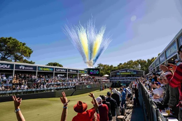 appmygolf's tweet photo. 🏌️‍♂️ En 2026, LIV Golf cambia las reglas del juego:
sus torneos pasarán de 54 a 72 hoyos ⛳️

Una decisión de Scott O’Neil, su nuevo CEO, que busca alinear la liga con los grandes torneos y acercarse al Ranking Mundial (OWGR).

Jon Rahm y Bryson DeChambeau aplauden el cambio 👏 https://t.co/6hZYUPcxpb