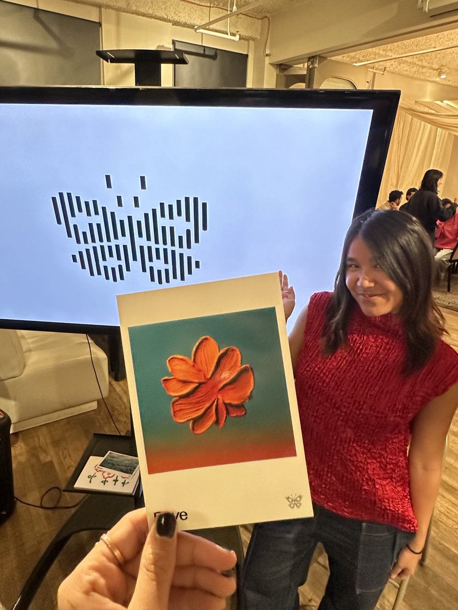 workshopping with <a href="/reve/">Reve</a> yesterday!! had so much fun creating omg and <a href="/MelisaSeah/">Melisa</a> killed it per usual <3