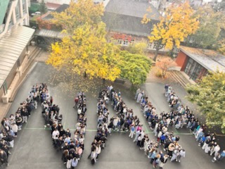 Visite du Directeur académique au collège Anatole France à Tours à l'occasion de la journée nationale #NonAuHarcèlement.
Ensemble, élèves et équipes éducatives agissent chaque jour pour une école bienveillante, respectueuse et protectrice. 
<a href="/ac_orleanstours/">Académie d'Orléans-Tours</a>