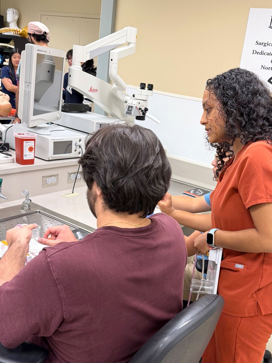UNC_ENT's tweet image. Our residents and faculty, Drs. DeMason, Selleck, Lin, Ebert, and Jewett, guided nearly 30 medical students through an engaging simulation lab, where participants practiced ear tube placement, nasal endoscopy, suturing, knot tying, laryngoscopy, and intubation skills 🩺 
#UNCENT