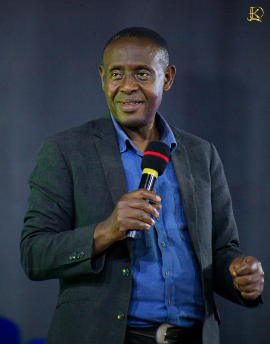 CFCFORTPORTAL's tweet image. &quot;Just like in marriage, you can&apos;t truly understand God the Father until you spend time with Him and break through to a deeper level.&quot; Dr. KL Dickson

We&apos;re Live
youtube.com/live/hxF7g_PPl…

#LIVEStream
#Midweekservice
#CFCFortPortal