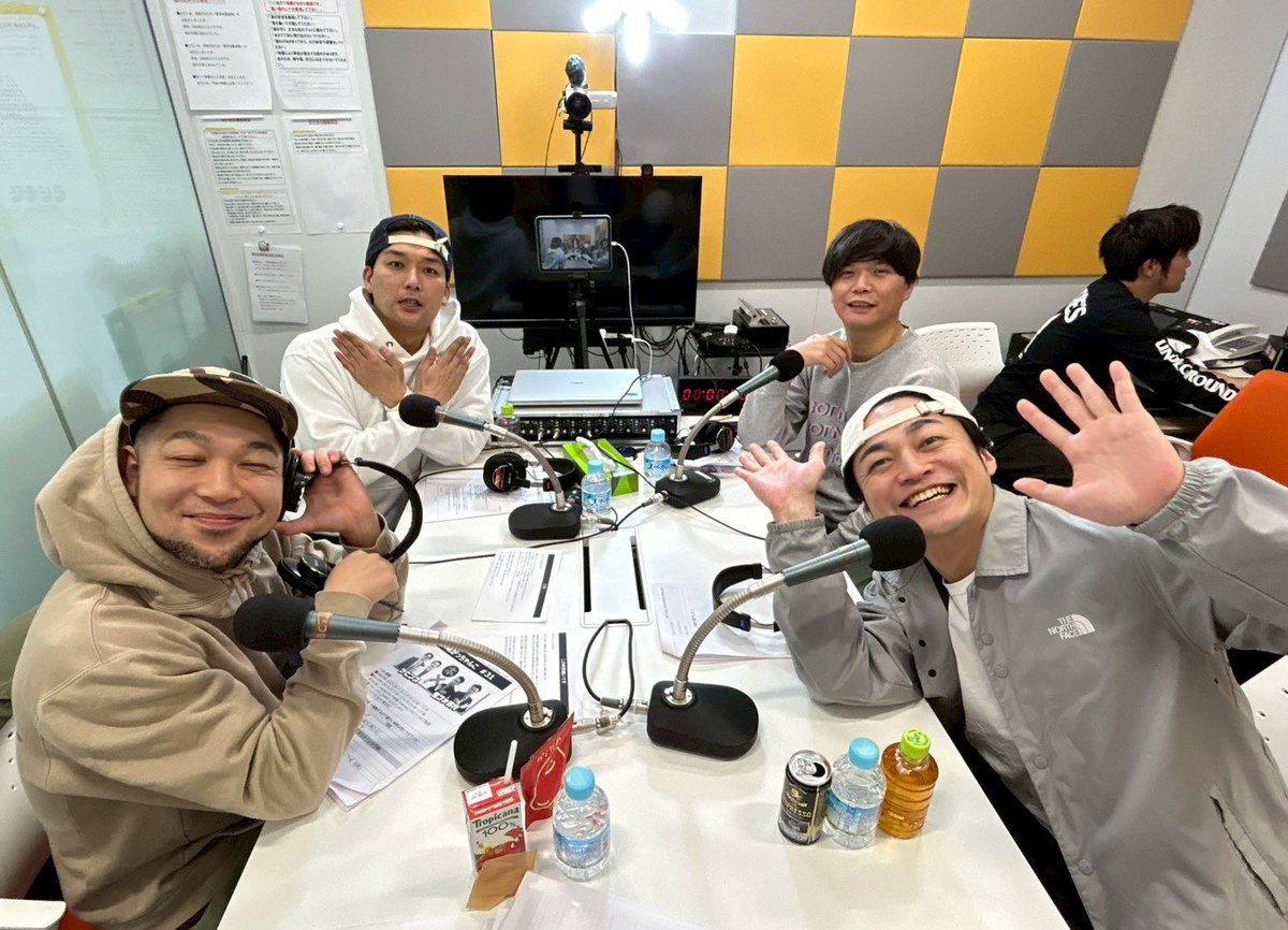 gacchanko1008's tweet image. このあと深夜2時からは
#木曜がっちゃんこ ！！！

＃ケビンス と #生ファラオ でお届けします📻
今日は仁木さん考案ゲームがまた飛び出します!!

👇️radikoでぜひ聴いてください
radiko.jp/share/?sid=ABC…

#がっちゃんこ
#ABCラジオ