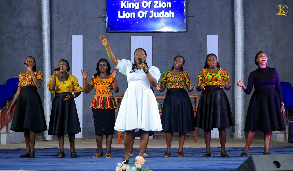 CFCFORTPORTAL's tweet image. &quot;Just like in marriage, you can&apos;t truly understand God the Father until you spend time with Him and break through to a deeper level.&quot; Dr. KL Dickson

We&apos;re Live
youtube.com/live/hxF7g_PPl…

#LIVEStream
#Midweekservice
#CFCFortPortal