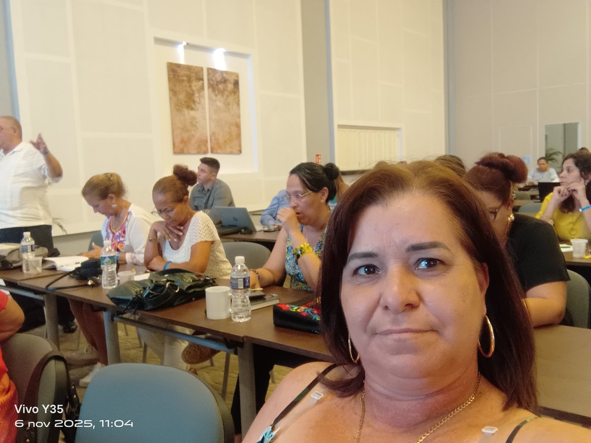 🚨Diploma Superior en política y gestión de la #Ciencia y la #Tecnologia en Iberoamérica, en modalidad presencial, DrC. Yanet Climent  Ruiz, Gerente de Proyectos/Productos del Instituto Finlay de Vacunas. <a href="/ArmandoRguezB/">Armando</a> <a href="/AndreaArmasRodr/">Andrea Armas</a> <a href="/CienfuegosCitma/">Citma Cienfuegos</a> <a href="/CitmacfgDeleg/">Delegada CITMA Cienfuegos</a> <a href="/citmacuba/">Ministerio de Ciencia, Tecnología y Medio Ambiente</a>