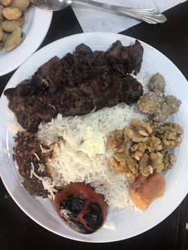 همون پسره عرفان tweet media